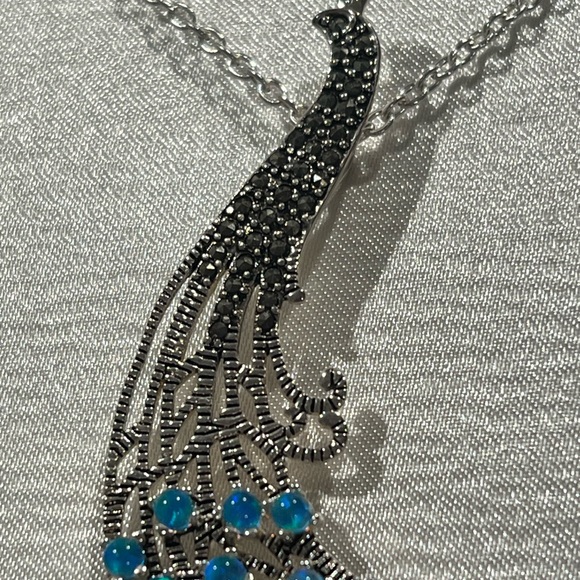 NWT Marcasite & Opal Peacock Necklace - Picture 5 of 7